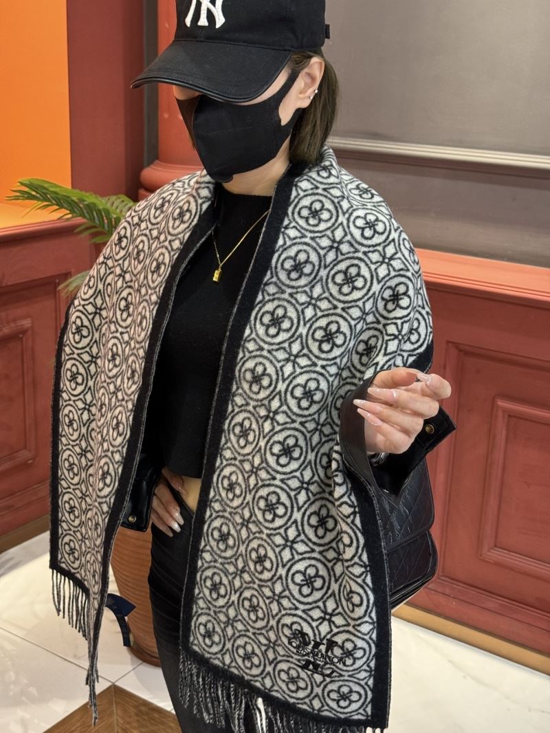 Louis Vuitton Scarf